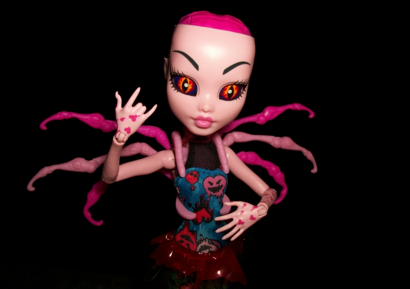 With Rainbow High getting a Switch game, do we think MH will be getting one  too?? :D : r/MonsterHigh